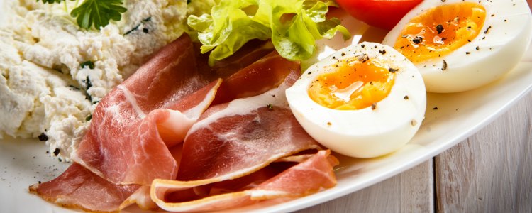 Recept pro zvýšení testosteronu: Salát pravého muže